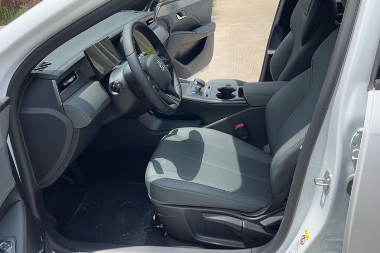 Used BYD Qin PLUS 2025 DM-i Smart Drive 55KM Leading Model Left Front Seat