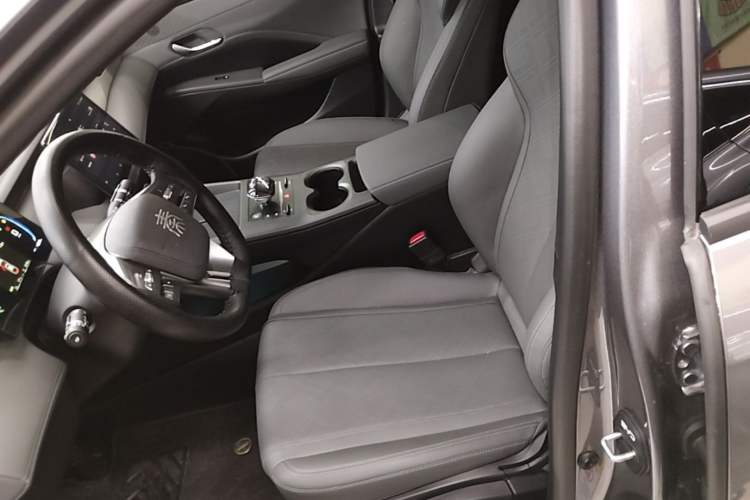 Used BYD Qin PLUS 2025 DM-i Smart Drive 55KM Leading Model Left Front Seat
