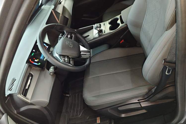 Used BYD Qin PLUS 2025 DM-i Smart Drive 55KM Leading Model Left Front Seat