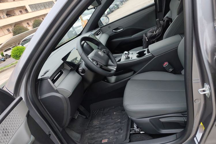 Used BYD Qin PLUS 2025 DM-i Smart Drive 55KM Leading Model Left Front Seat