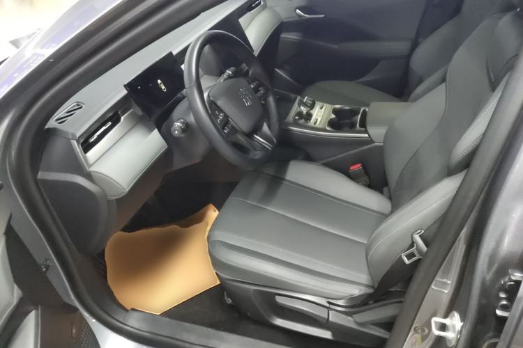Used BYD Qin PLUS 2025 DM-i Smart Drive 55KM Leading Model Left Front Seat