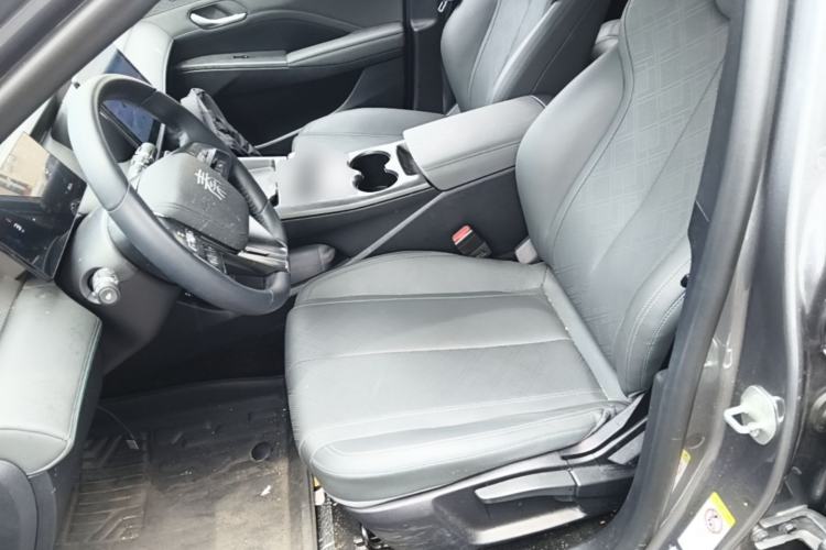 Used BYD Qin PLUS 2025 DM-i Smart Drive 55KM Leading Model Left Front Seat