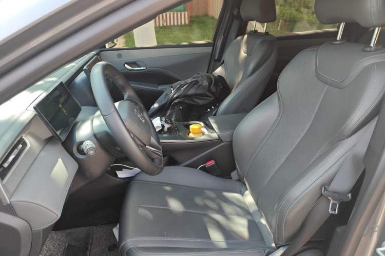 Used BYD Qin PLUS 2025 DM-i Smart Drive 55KM Leading Model Left Front Seat