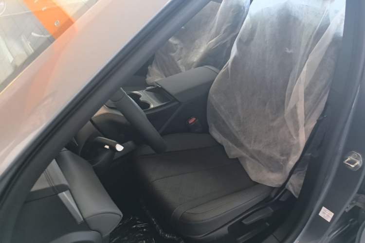 Used BYD Qin PLUS  Left Front Seat