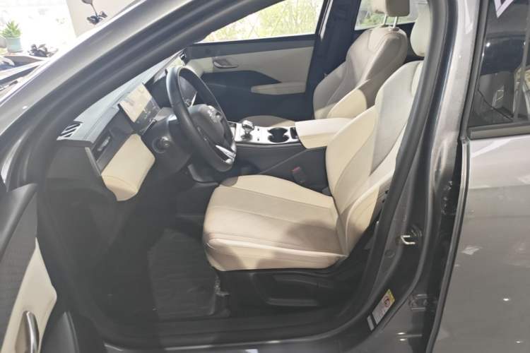 Used BYD Qin PLUS 2025 DM-i Smart Drive 55KM Leading Model Left Front Seat