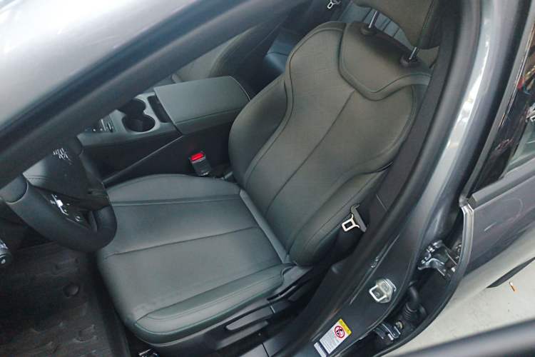 Used BYD Qin PLUS 2025 DM-i Smart Drive 55KM Leading Model Left Front Seat