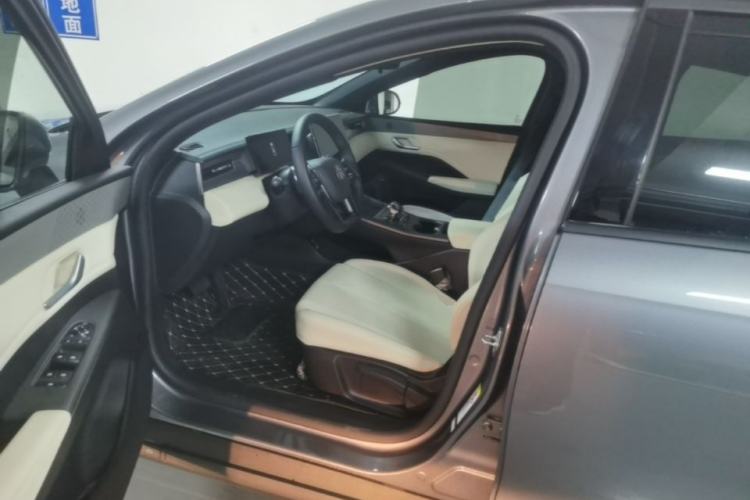Used BYD Qin PLUS 2025 EV Smart Drive Edition 420KM Leading Model Left Front Seat