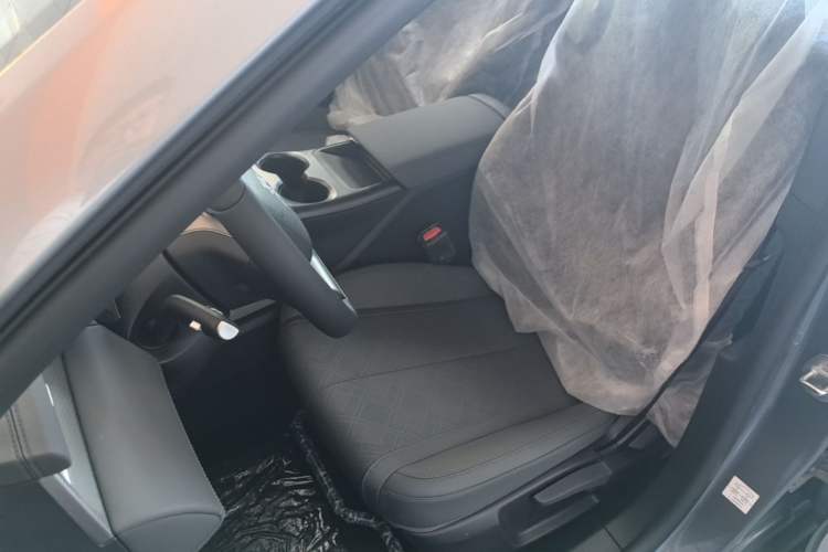 Used BYD Qin PLUS  Left Front Seat