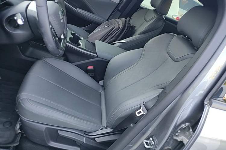 Used BYD Qin PLUS  Left Front Seat