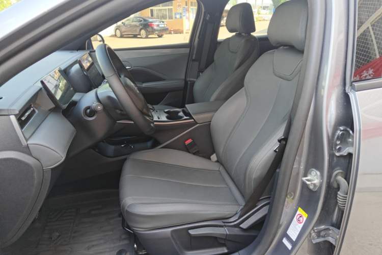 Used BYD Qin PLUS 2025 DM-i Smart Drive 55KM Leading Model Left Front Seat