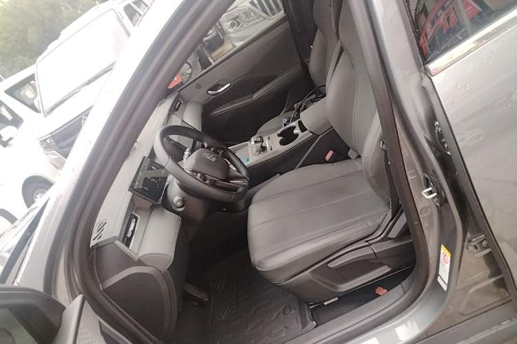 Used BYD Qin PLUS 2025 DM-i Smart Drive 55KM Leading Model Left Front Seat