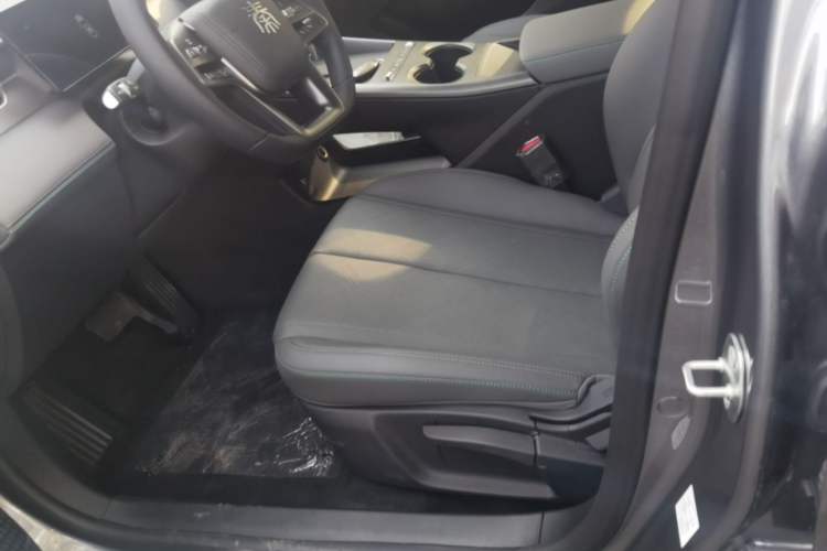 Used BYD Qin PLUS  Left Front Seat