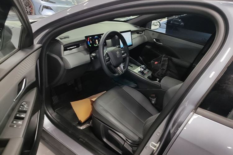 Used BYD Qin PLUS 2025 DM-i Smart Drive 55KM Leading Model Left Front Seat