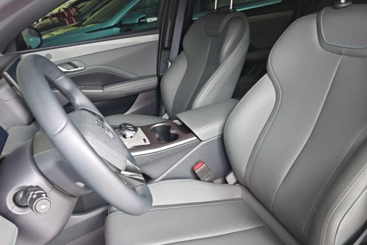 Used BYD Qin PLUS 2025 DM-i Smart Drive 55KM Leading Model Left Front Seat