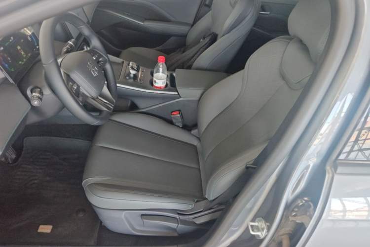 Used BYD Qin PLUS 2025 DM-i Smart Drive 55KM Leading Model Left Front Seat