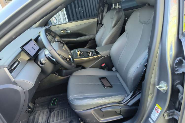 Used BYD Qin PLUS 2025 EV Smart Drive Edition 420KM Leading Model Left Front Seat