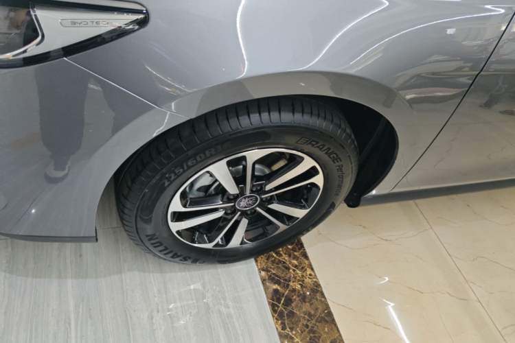 Used BYD Qin PLUS  Left Front Wheel Hub