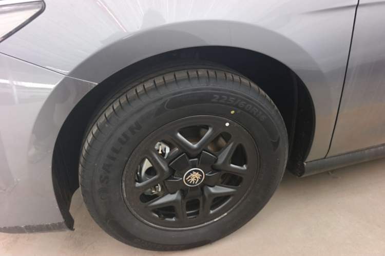Used BYD Qin PLUS  Left Front Wheel Hub