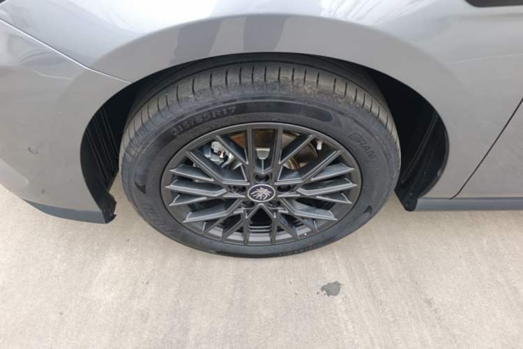 Used BYD Qin PLUS 2025 EV Smart Drive Edition 510KM Leading Model Left Front Wheel Hub