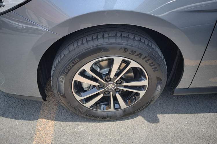 Used BYD Qin PLUS  Left Front Wheel Hub
