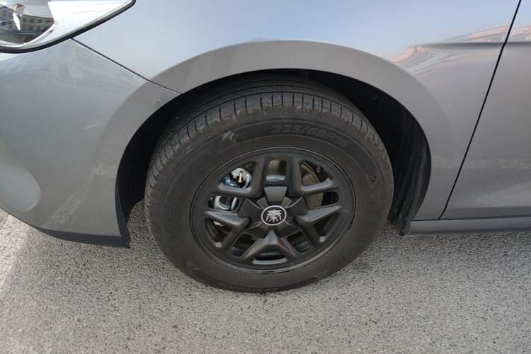 Used BYD Qin PLUS  Left Front Wheel Hub