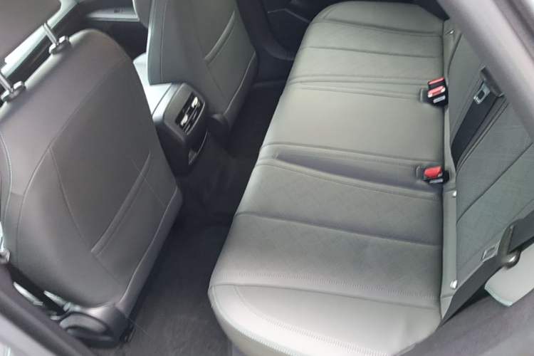 Used BYD Qin PLUS 2025 EV Smart Drive Edition 420KM Leading Model Left Rear Seat