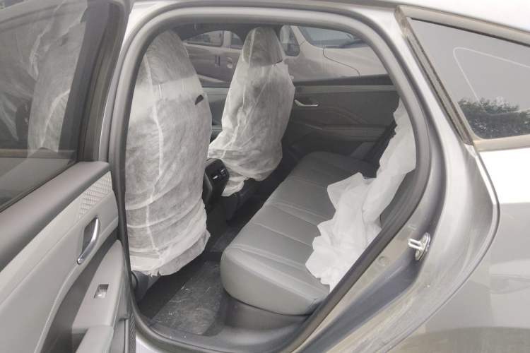 Used BYD Qin PLUS 2025 DM-i Smart Drive 55KM Leading Model Left Rear Seat