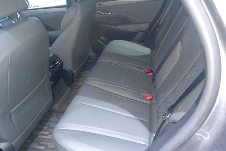 Used BYD Qin PLUS 2025 DM-i Smart Drive 55KM Beyond Model Left Rear Seat