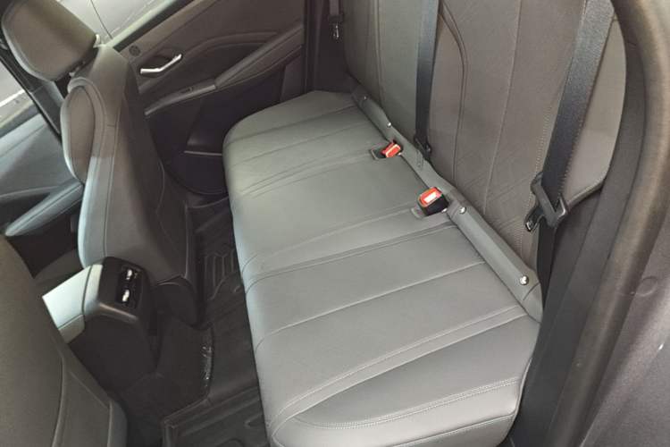 Used BYD Qin PLUS 2025 DM-i Smart Drive 55KM Leading Model Left Rear Seat