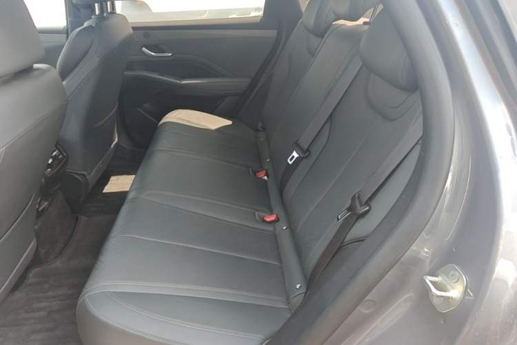 Used BYD Qin PLUS 2025 DM-i Smart Drive 55KM Leading Model Left Rear Seat