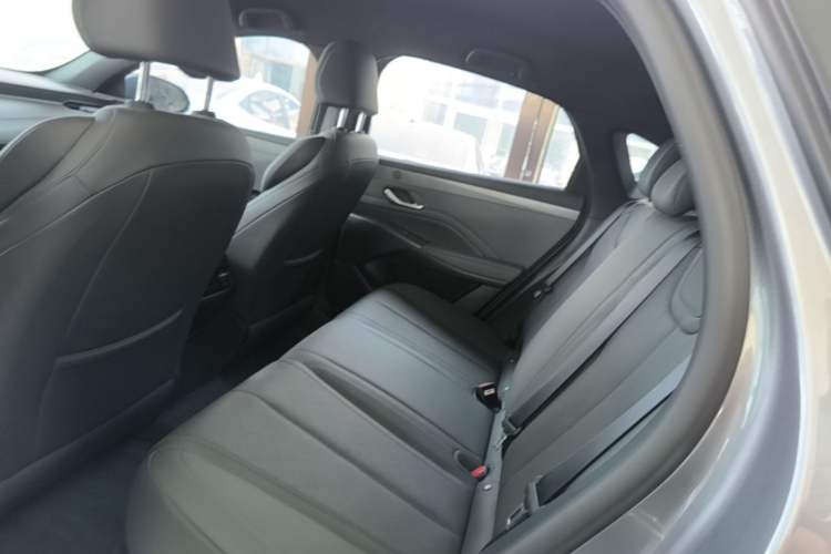 Used BYD Qin PLUS 2025 DM-i Smart Drive 55KM Leading Model Left Rear Seat