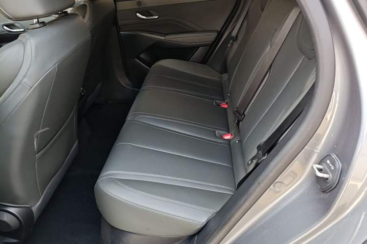 Used BYD Qin PLUS 2025 DM-i Smart Drive 55KM Leading Model Left Rear Seat
