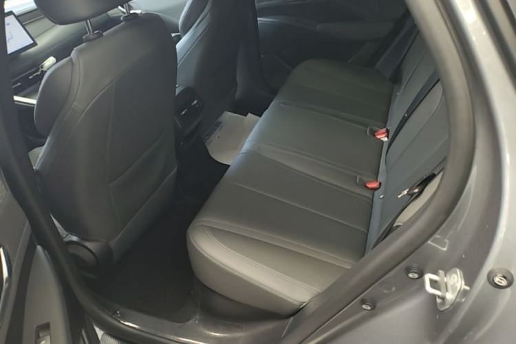 Used BYD Qin PLUS 2025 DM-i Smart Drive 55KM Leading Model Left Rear Seat