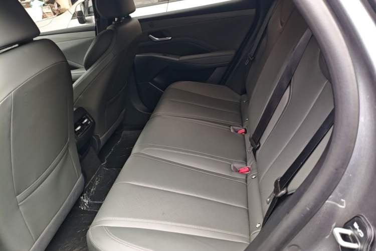 Used BYD Qin PLUS 2025 DM-i Smart Drive 55KM Leading Model Left Rear Seat