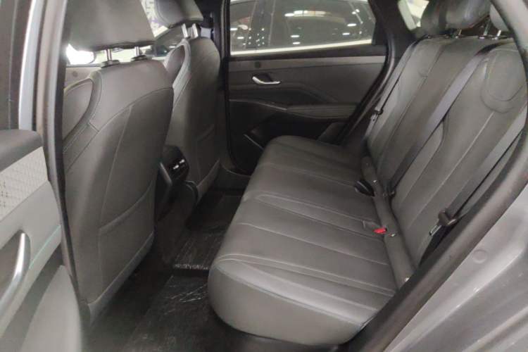 Used BYD Qin PLUS 2025 DM-i Smart Drive 55KM Leading Model Left Rear Seat
