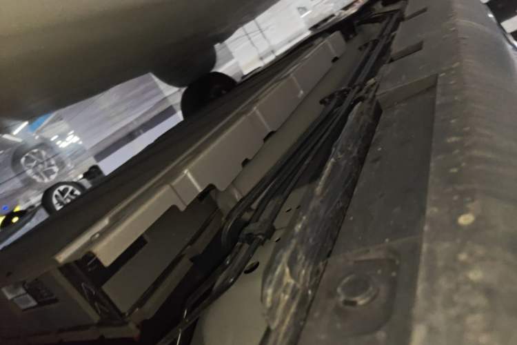 Used BYD Qin PLUS 2025 DM-i Smart Drive 120KM Superior Model Left Side Sill