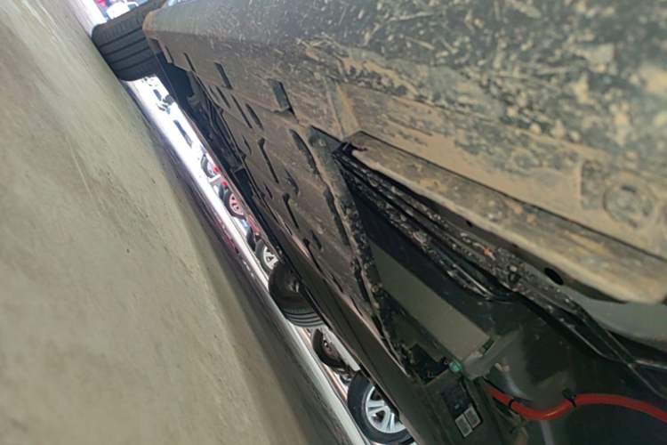 Used BYD Qin PLUS 2025 DM-i Smart Drive 55KM Leading Model Left Side Sill