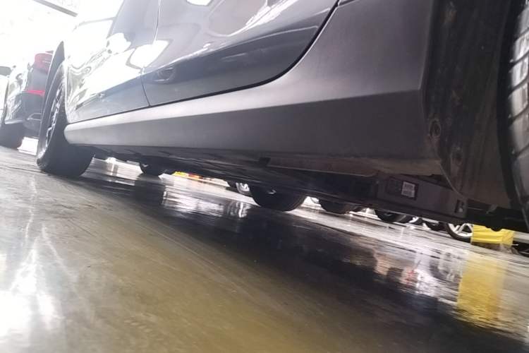 Used BYD Qin PLUS 2025 DM-i Smart Drive 55KM Leading Model Left Side Sill