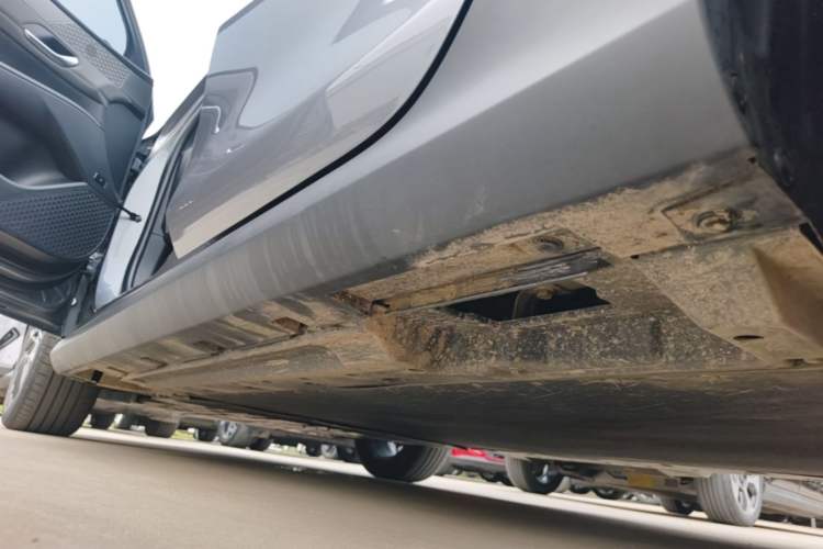 Used BYD Qin PLUS 2025 EV Smart Drive Edition 510KM Leading Model Left Side Sill