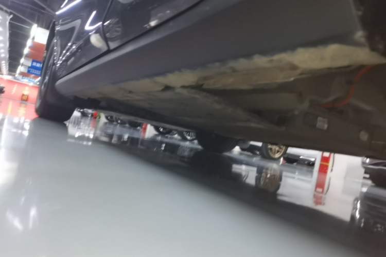 Used BYD Qin PLUS 2025 DM-i Smart Drive 55KM Leading Model Left Side Sill