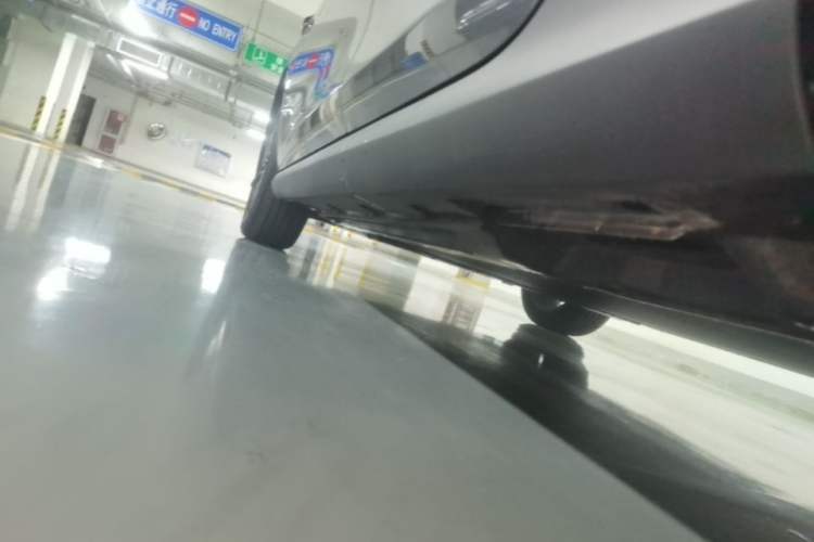 Used BYD Qin PLUS 2025 EV Smart Drive Edition 420KM Leading Model Left Side Sill