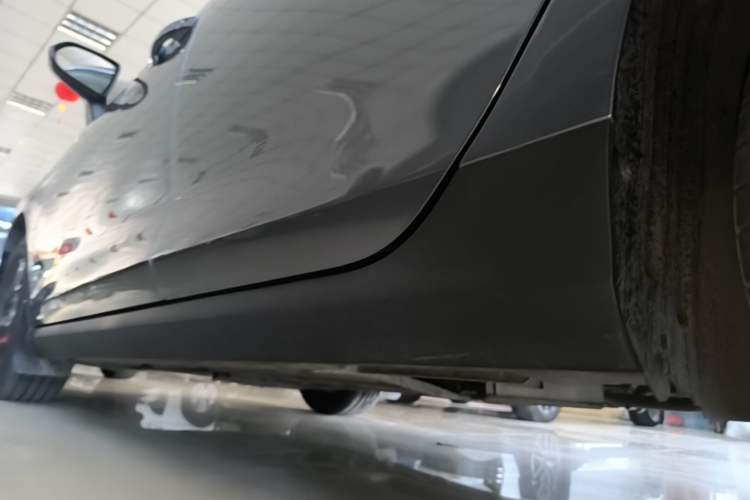 Used BYD Qin PLUS 2025 DM-i Smart Drive 55KM Leading Model Left Side Sill
