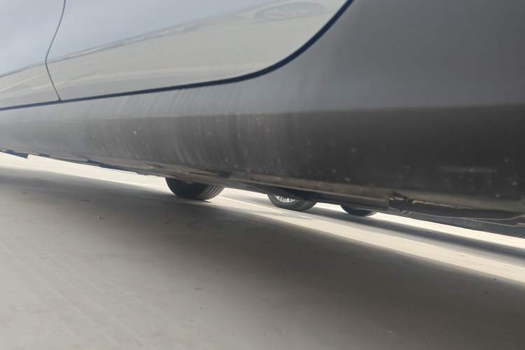 Used BYD Qin PLUS 2025 DM-i Smart Drive 55KM Leading Model Left Side Sill