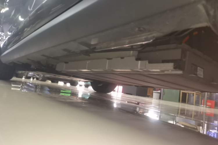 Used BYD Qin PLUS 2025 DM-i Smart Drive 120KM Superior Model Left Side Sill