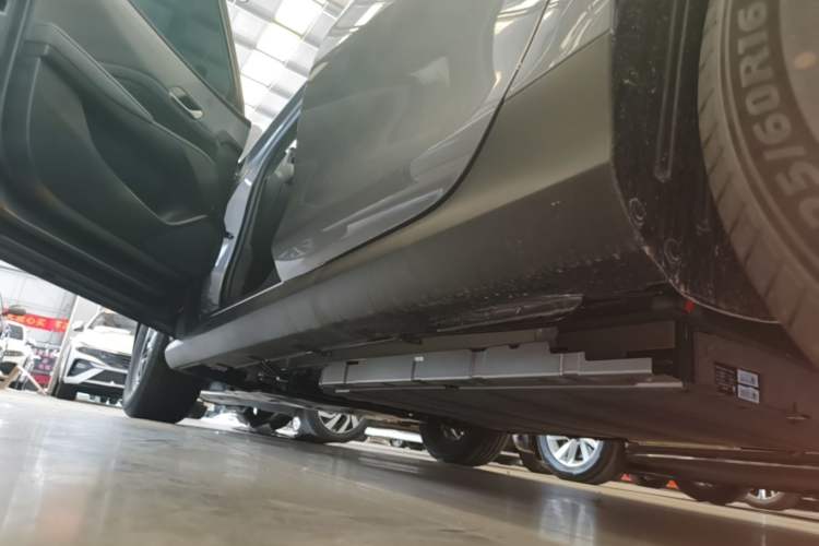 Used BYD Qin PLUS  Left Side Sill