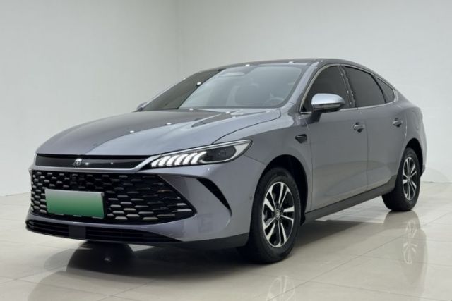 BYD Qin PLUS 2025 DM-i Smart Drive 120KM Superior Model d’occasion