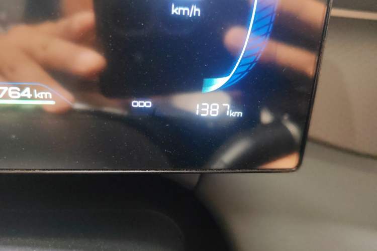 Used BYD Qin PLUS 2025 DM-i Smart Drive 55KM Leading Model Odometer Close Up