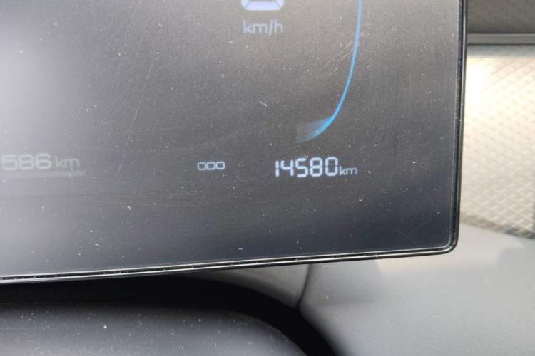 Used BYD Qin PLUS 2025 DM-i Smart Drive 55KM Leading Model Odometer Close Up