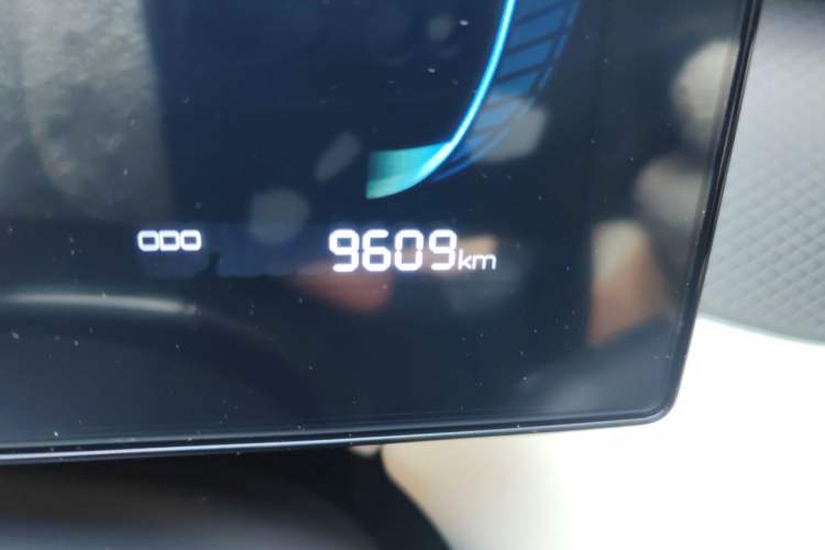 Used BYD Qin PLUS 2025 DM-i Smart Drive 55KM Leading Model Odometer Close Up