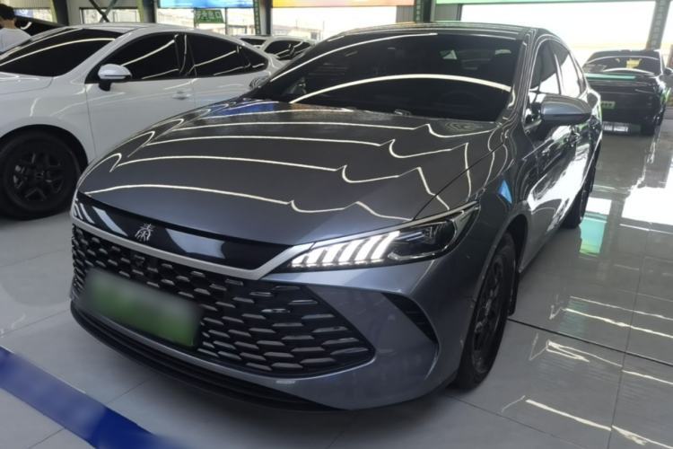 Used BYD Qin PLUS 2025 DM-i Smart Drive 55KM Leading Model Guazi used car, China used car export, Used car for sale, Used BYD cars, Cheapest cars for sale